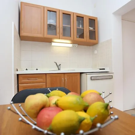 Studio Arbanija 16343a Appartement *